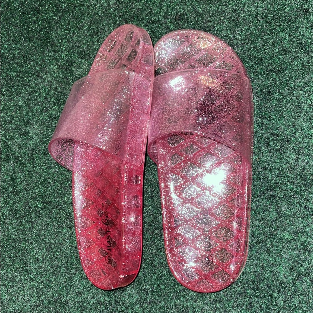 Worn once.